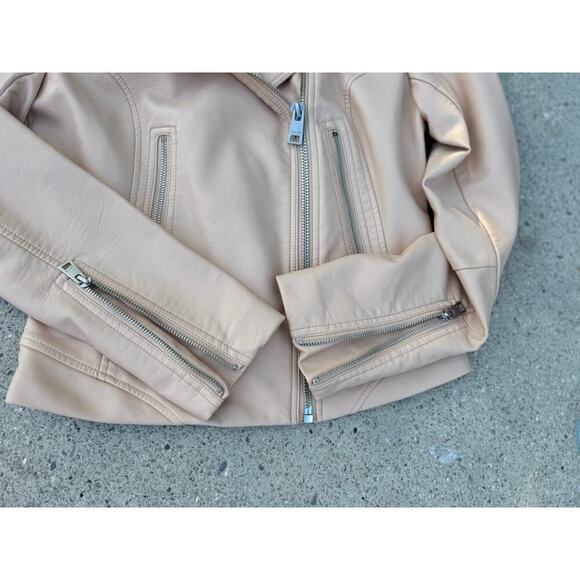 NWOT - Levis Jacket, faux leather, Moto Jacket, size XS, motorcycle, biker - Picture 5 of 11